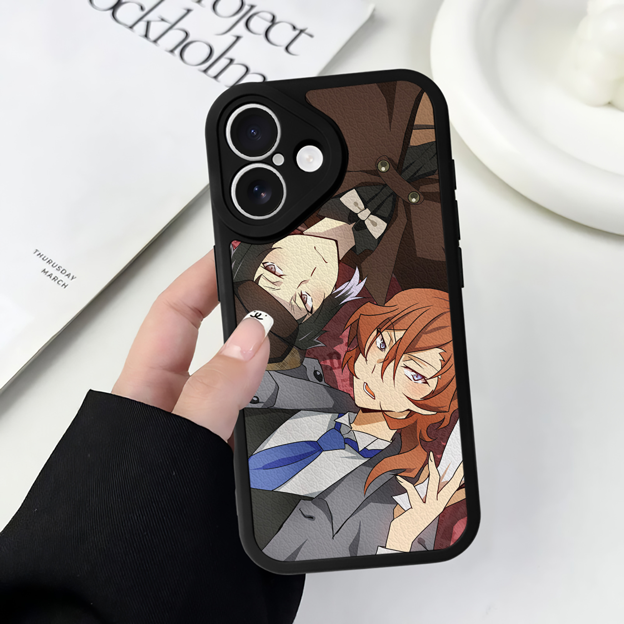（画像用） 文豪ストレイドッグス Bungo Stray Dogs 【iPhone 16シリーズ対応】シリコンスマホケース（レザー調） 材質：シリコン